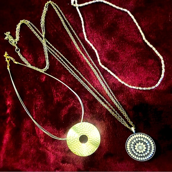 Boho long Silver tone, wire chain and beaded Necklaces with Unique Pendants - Picture 2 of 12